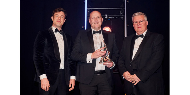 Mercedes-Benz Trucks lands a sensational awards double