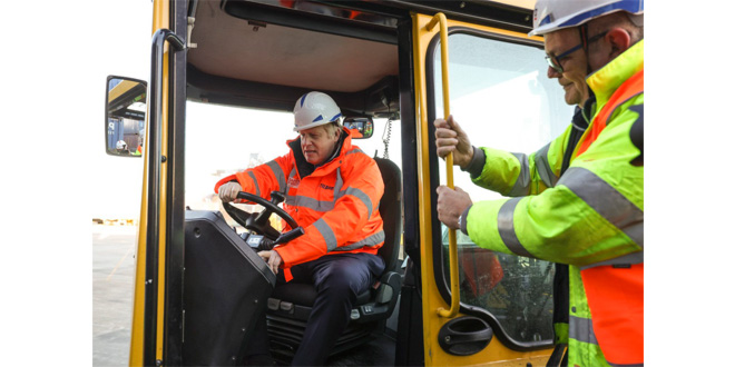 The Prime Minister officially opens the UK’s newest port, Tilbury2