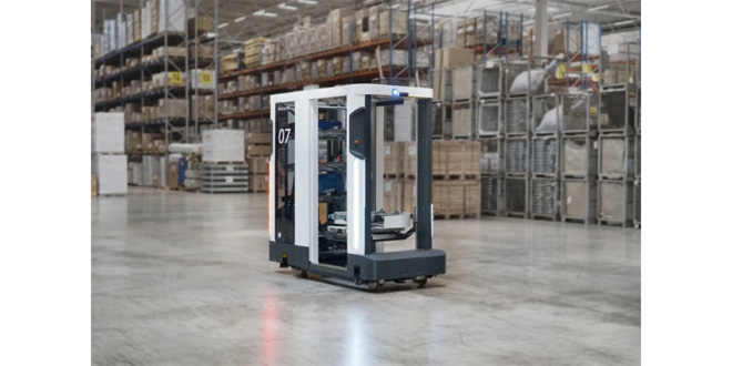 Magazino launches pilot project at ZF with the robot SOTO