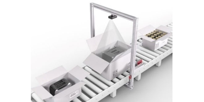 LCAM 308 IP camera from Leuze monitors hidden areas on stacker cranes and conveyor lines