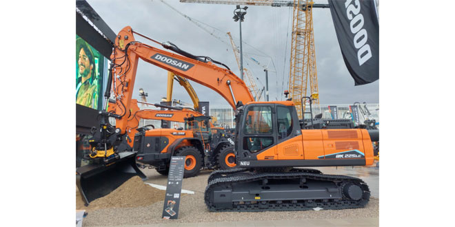 Doosan’s smart excavator ready for engcon 3rd generation tiltrotator system