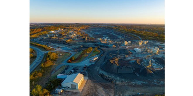Caterpillar announces collaboration with Luck Stone to scale Autonomous Solutions