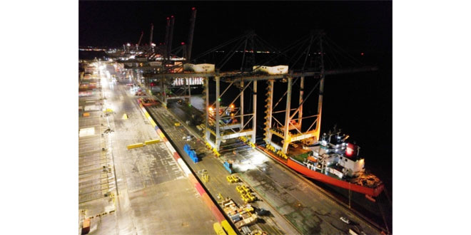 London Gateway welcomes Europe`s largest quay cranes