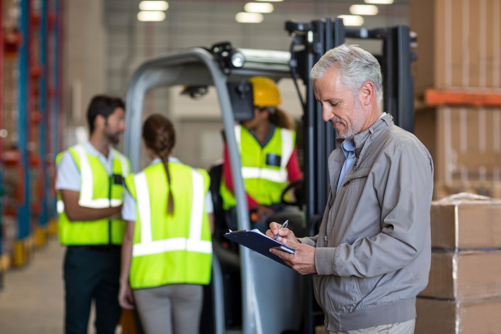 The report highlights that larger warehouses are seeing the greatest benefit