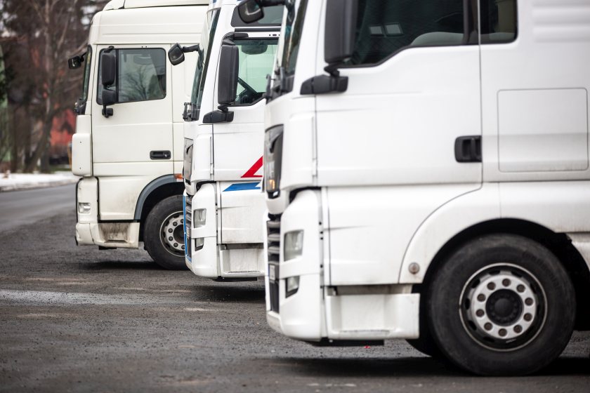 Transport and storage firms are resisting price hikes and job cuts despite rising employment costs