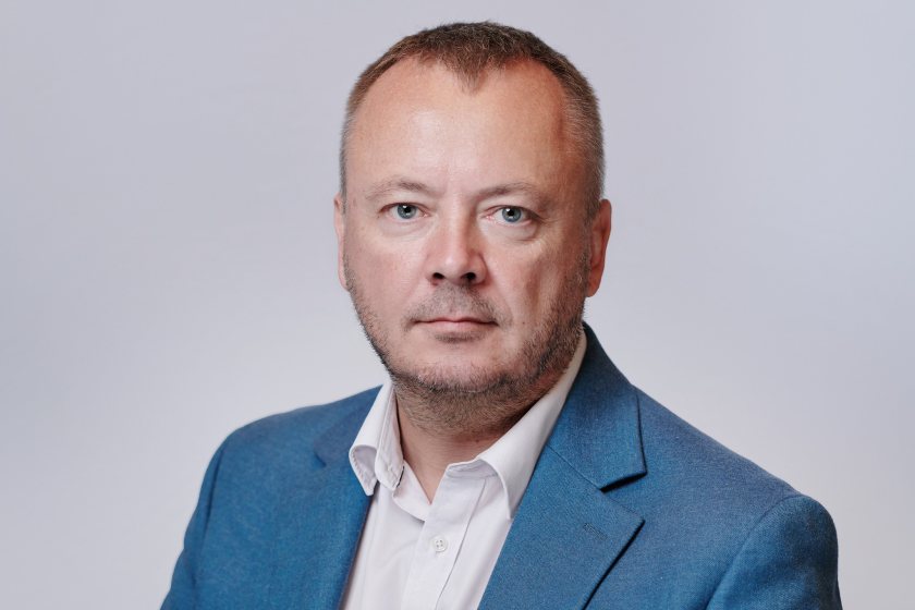 Senior Policy Manager - Road Freight Regulation Chris Yarsley urges for approval of the new regulations