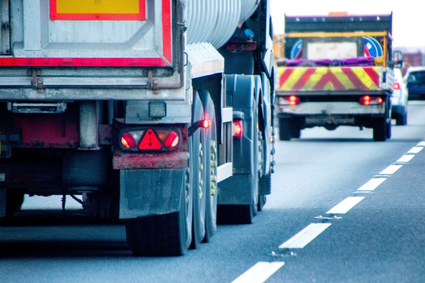 Logistics workers are advised to avoid strenuous tasks during the hottest parts of the day where possible